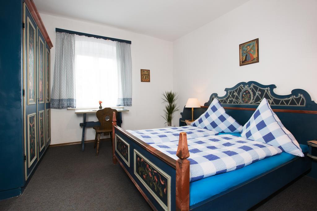 Gasthof Zum Lamm Hotel Garmisch-Partenkirchen Ngoại thất bức ảnh