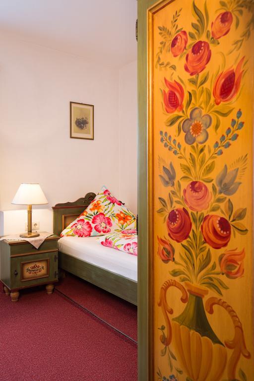 Gasthof Zum Lamm Hotel Garmisch-Partenkirchen Phòng bức ảnh